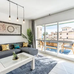Apartment Sea View 2 Bedroom 2 Min Away From The, Torremolinos