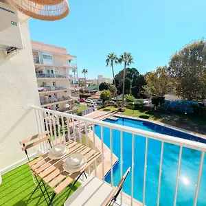 Apartment Cozy & Sunny Carihuela Park, Torremolinos