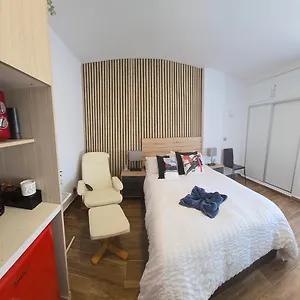 Namaste Modern Elegance City Center By Namaste Elite Torremolinos